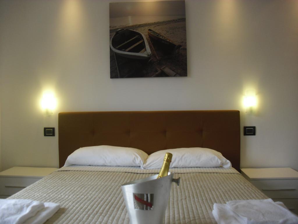Luce Di Luna Luxury Suites Rome Exterior photo